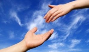 Giúp người người giúp, hại người người hại, đều có nhân quả