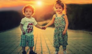 6 lý do để nắm tay ai đó ngay hôm nay