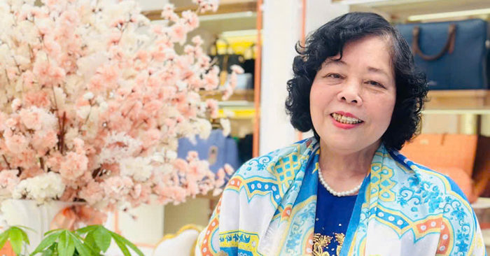 Hạch di căn và tế bào ung thư biến mất sau 1 năm tu luyện Đại Pháp