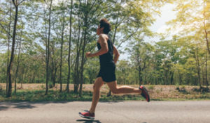 Chạy bộ là một hình thức chạy nước kiệu hoặc chạy với tốc độ chậm hoặc thong thả và duy trì một tốc độ ổn định đều trong suốt thời gian chạy. Ngày nay, chạy bộ là một trong những loại hình thể thao đơn giản, vừa sức, có lợi cho sức khỏe.