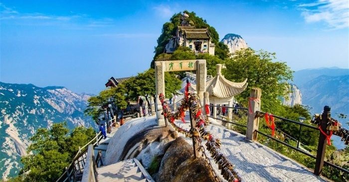 Những câu chuyện: người và Tiên cùng chung sống.