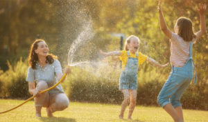 Nhiều bậc cha mẹ Mỹ quay lại với cách nuôi dạy con truyền thống