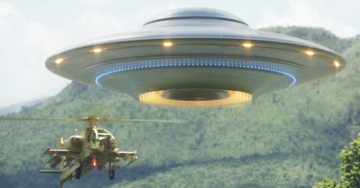 "Hồ sơ X" của Anh: UFO lao vào trực thăng với tốc độ cao