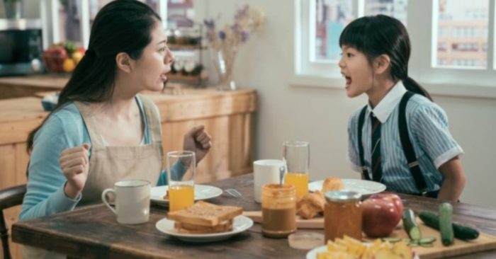 3 kiểu giáo dục tạo nên những đứa trẻ nổi loạn