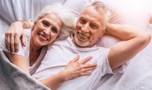 Hôn nhân hạnh phúc đến từ việc vợ chồng cùng ngủ chung giường