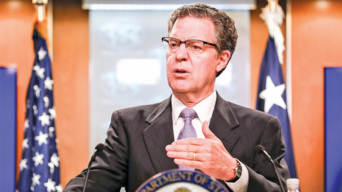 Cựu Đại sứ Mỹ kêu gọi Nhà Trắng tổ chức gặp mặt Nhà sáng lập Pháp Luân Công