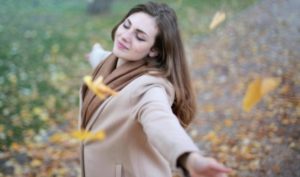 Tại sao “thời gian hạnh phúc luôn ngắn ngủi”?