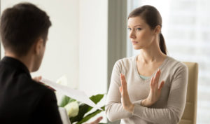 Làm cách nào để lịch sự “từ chối” người khác?