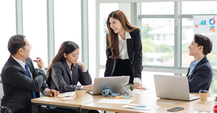 8 cách ứng xử đầy trí tuệ với 8 kiểu người khác nhau